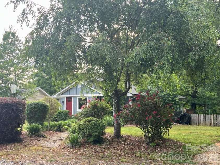 325 Ewbank Road, Etowah, NC 28729.  MLS# CAR4411444, YatesRealty ID 43546. 