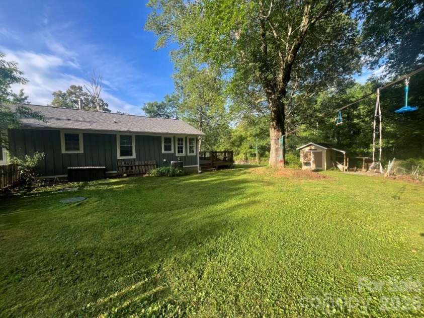 325 Ewbank Road, Etowah, NC 28729.  MLS# CAR4411444, YatesRealty ID 43546. 