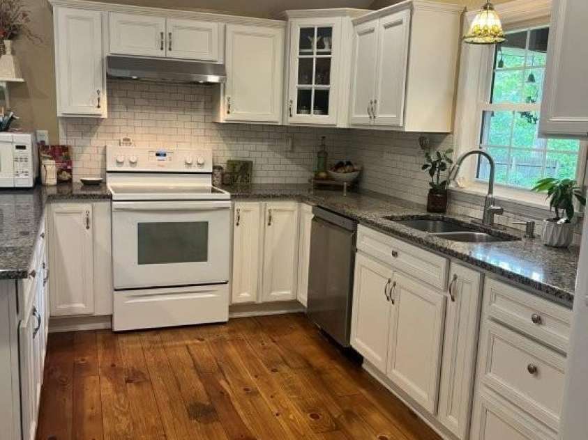 325 Ewbank Road, Etowah, NC 28729.  MLS# CAR4411444, YatesRealty ID 43546. KITCHEN