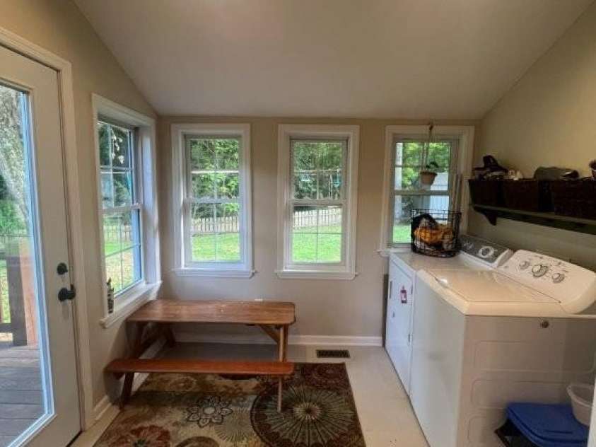 325 Ewbank Road, Etowah, NC 28729.  MLS# CAR4411444, YatesRealty ID 43546. LAUNDRY ROOM