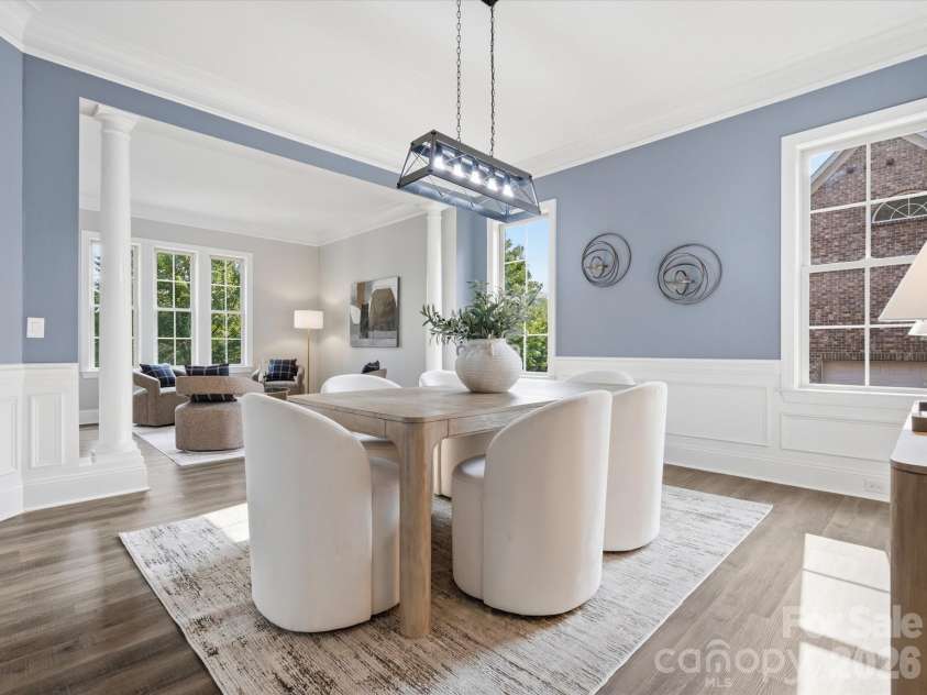 1004 Viscount Drive, Matthews, NC 28104.  MLS# CAR4404468, YatesRealty ID 43547. 