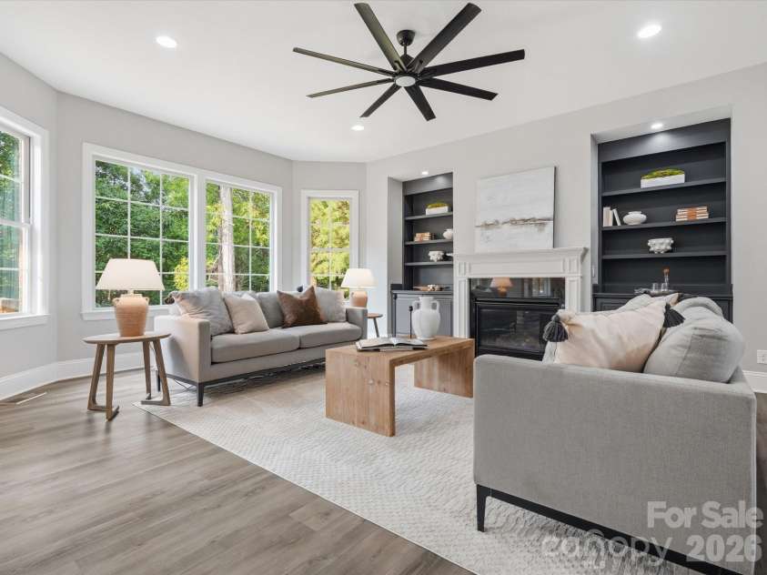 1004 Viscount Drive, Matthews, NC 28104.  MLS# CAR4404468, YatesRealty ID 43547. 
