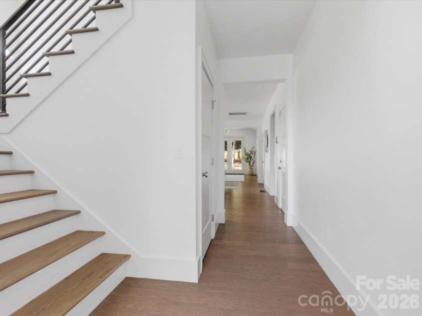 129 Gardner Avenue, Charlotte, NC 28208.  MLS# CAR4390270, YatesRealty ID 43548. 