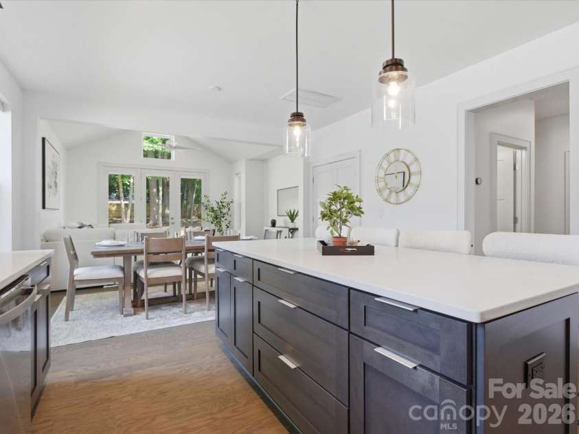 129 Gardner Avenue, Charlotte, NC 28208.  MLS# CAR4390270, YatesRealty ID 43548. 