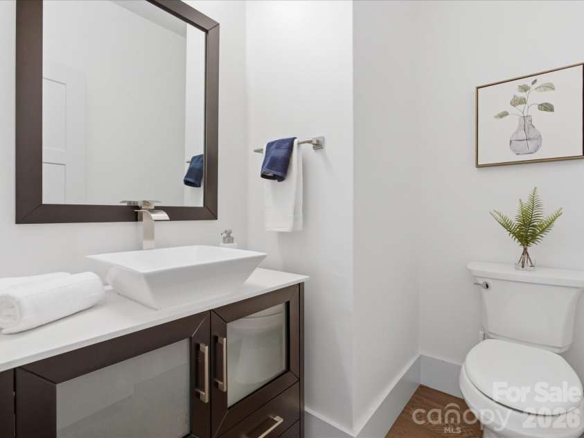 129 Gardner Avenue, Charlotte, NC 28208.  MLS# CAR4390270, YatesRealty ID 43548. 