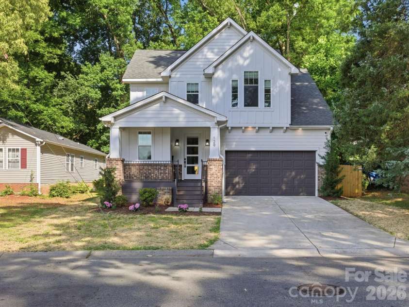 129 Gardner Avenue, Charlotte, NC 28208.  MLS# CAR4421859, YatesRealty ID 43548. 