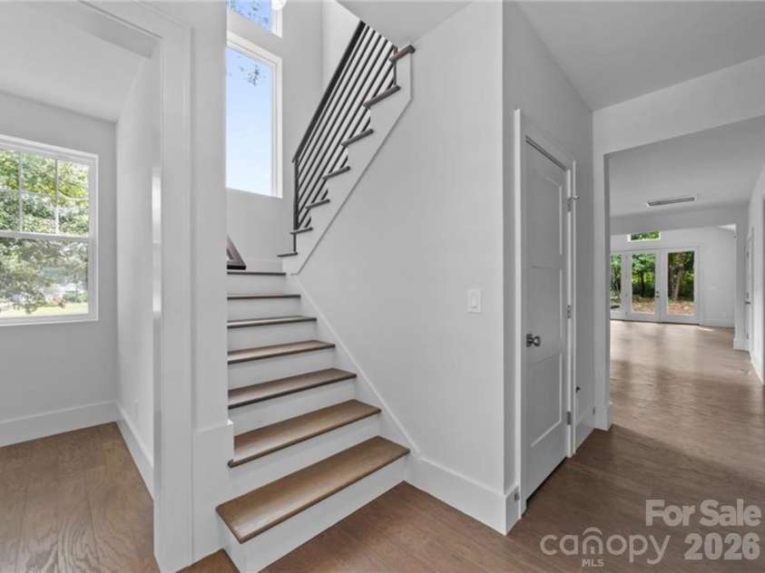 129 Gardner Avenue, Charlotte, NC 28208.  MLS# CAR4421859, YatesRealty ID 43548. 