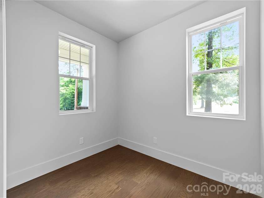 129 Gardner Avenue, Charlotte, NC 28208.  MLS# CAR4421859, YatesRealty ID 43548. 