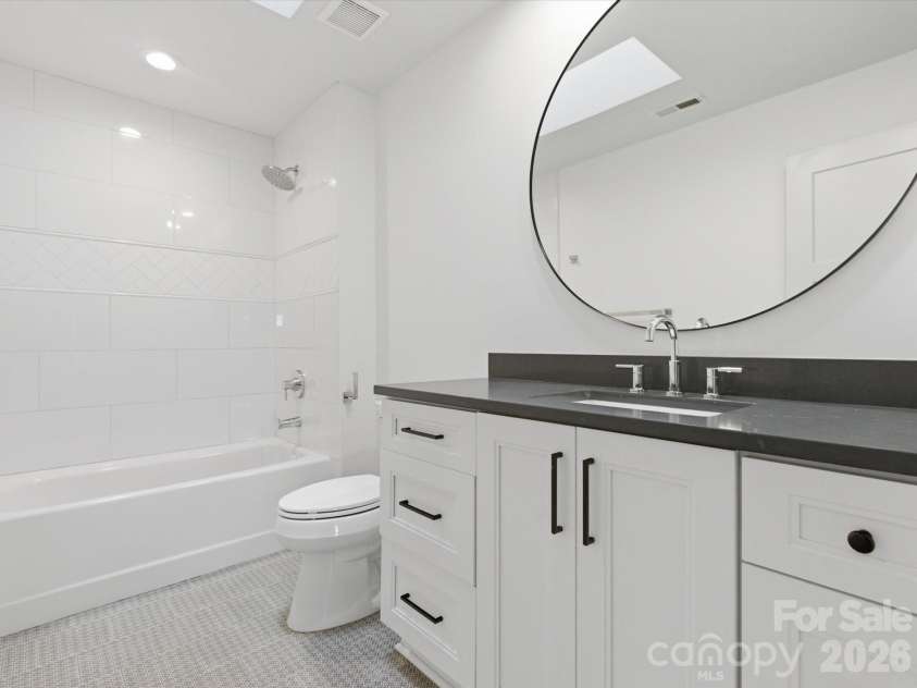 129 Gardner Avenue, Charlotte, NC 28208.  MLS# CAR4421859, YatesRealty ID 43548. 