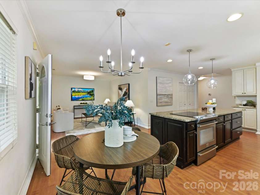 2028 Hamorton Place, Charlotte, NC 28205.  MLS# CAR4411958, YatesRealty ID 43549. 