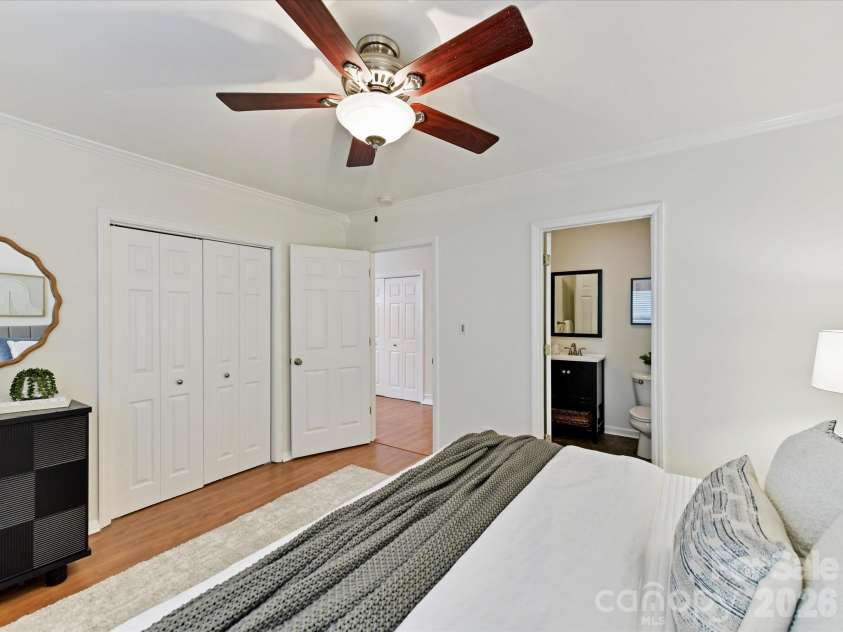 2028 Hamorton Place, Charlotte, NC 28205.  MLS# CAR4411958, YatesRealty ID 43549. 