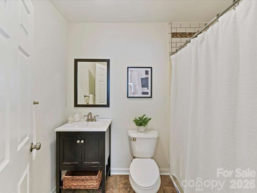 2028 Hamorton Place, Charlotte, NC 28205.  MLS# CAR4411958, YatesRealty ID 43549. 