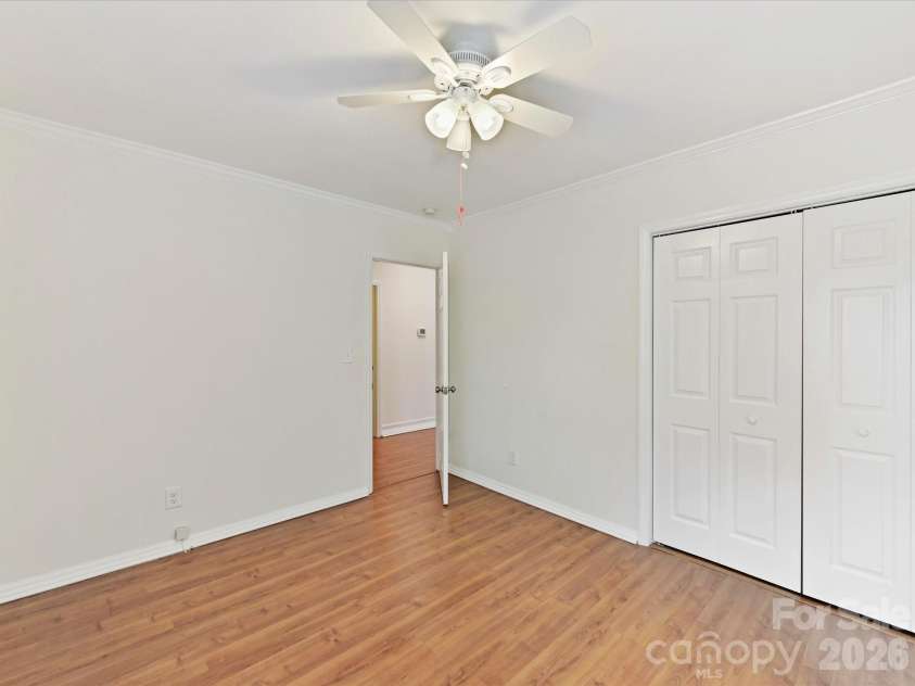 2028 Hamorton Place, Charlotte, NC 28205.  MLS# CAR4411958, YatesRealty ID 43549. 