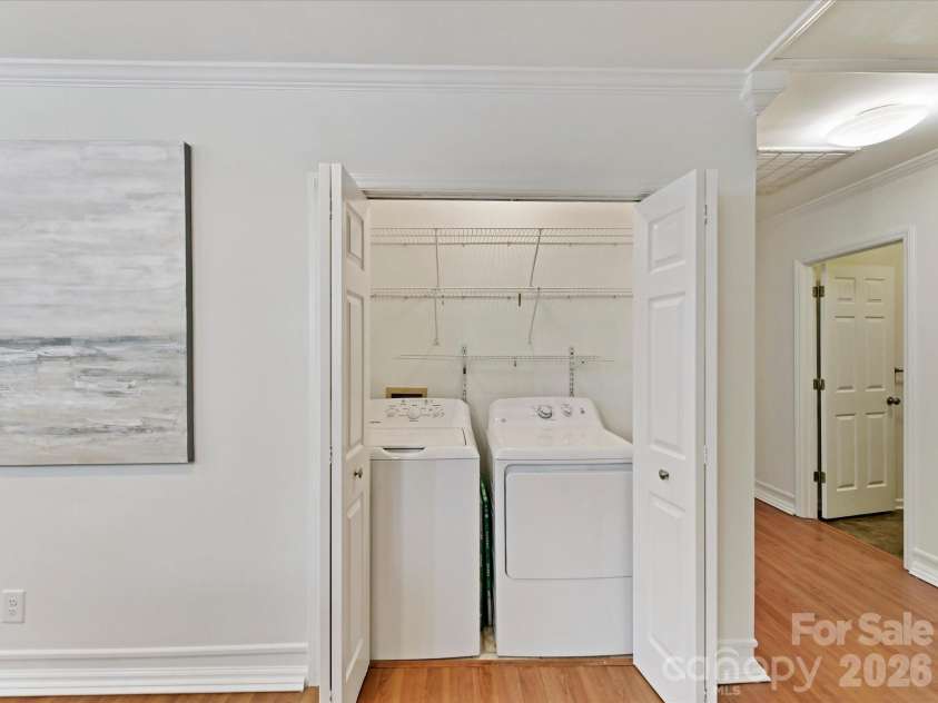 2028 Hamorton Place, Charlotte, NC 28205.  MLS# CAR4411958, YatesRealty ID 43549. Laundry off kitchen