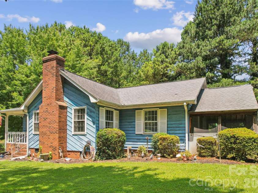 10219 Mountain Apple Drive, Mint Hill, NC 28227.  MLS# CAR4399797, YatesRealty ID 43551. 