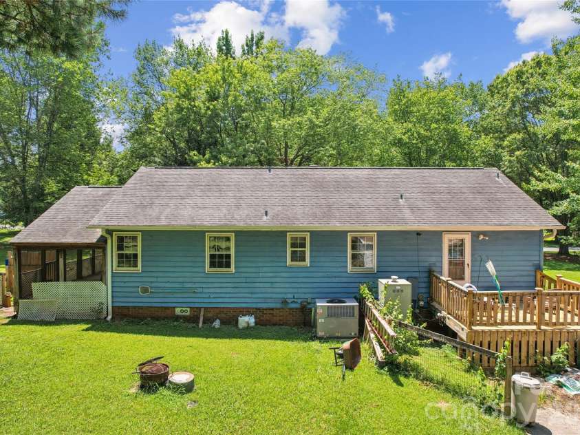 10219 Mountain Apple Drive, Mint Hill, NC 28227.  MLS# CAR4399797, YatesRealty ID 43551. 