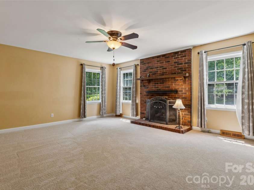 10219 Mountain Apple Drive, Mint Hill, NC 28227.  MLS# CAR4399797, YatesRealty ID 43551. 