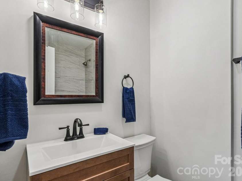 1443 Lynhurst Drive, Gastonia, NC 28054.  MLS# CAR4412821, YatesRealty ID 43552. 