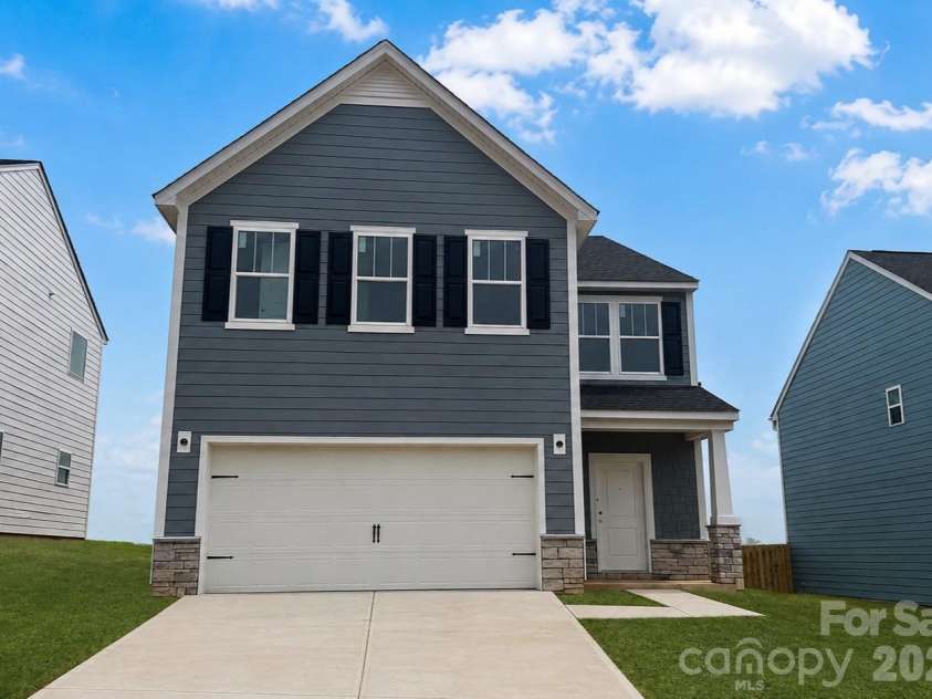 118 Borders Street, Statesville, NC 28677.  MLS# CAR4412718, YatesRealty ID 43554. 