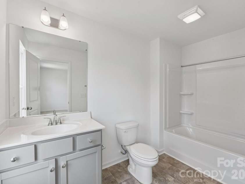 118 Borders Street, Statesville, NC 28677.  MLS# CAR4412718, YatesRealty ID 43554. 