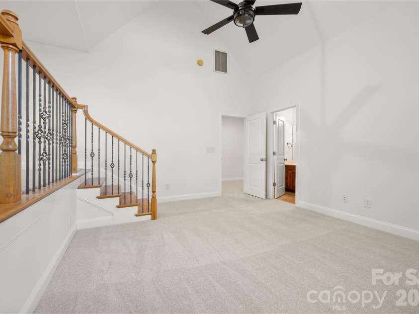 868 Savile Lane, Fort Mill, SC 29715.  MLS# CAR4409801, YatesRealty ID 43556. Attached full bath