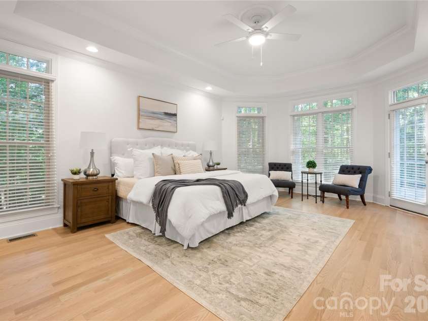 868 Savile Lane, Fort Mill, SC 29715.  MLS# CAR4409801, YatesRealty ID 43556. Primary  bedroom with bay window