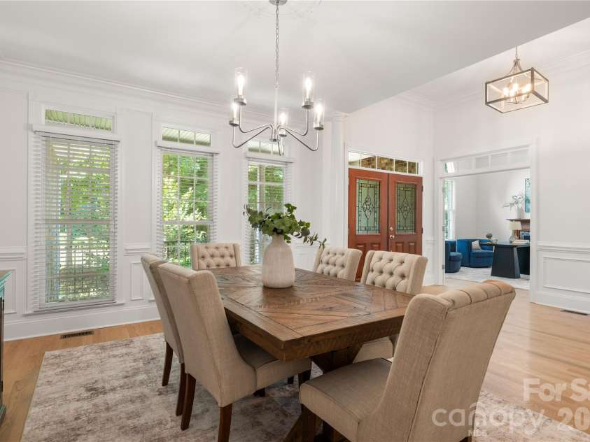 868 Savile Lane, Fort Mill, SC 29715.  MLS# CAR4409801, YatesRealty ID 43556. Room for an additional table