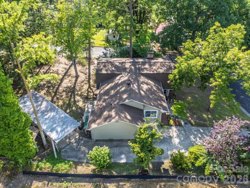 1659 maple Avenue, Albemarle, NC 28001.  MLS# CAR4409769, YatesRealty ID 43559. 