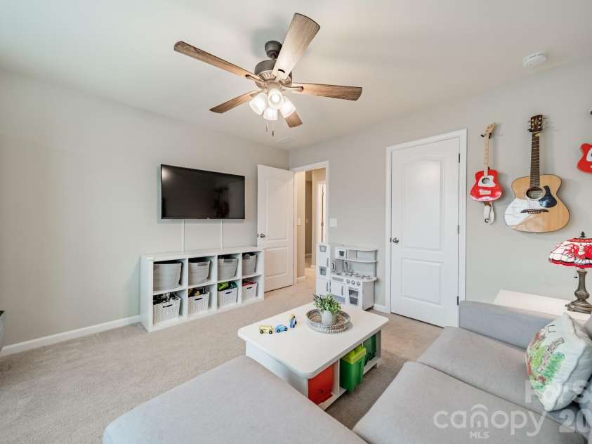 814 Braddock Way, Fort Mill, SC 29715.  MLS# CAR4343315, YatesRealty ID 4356. 