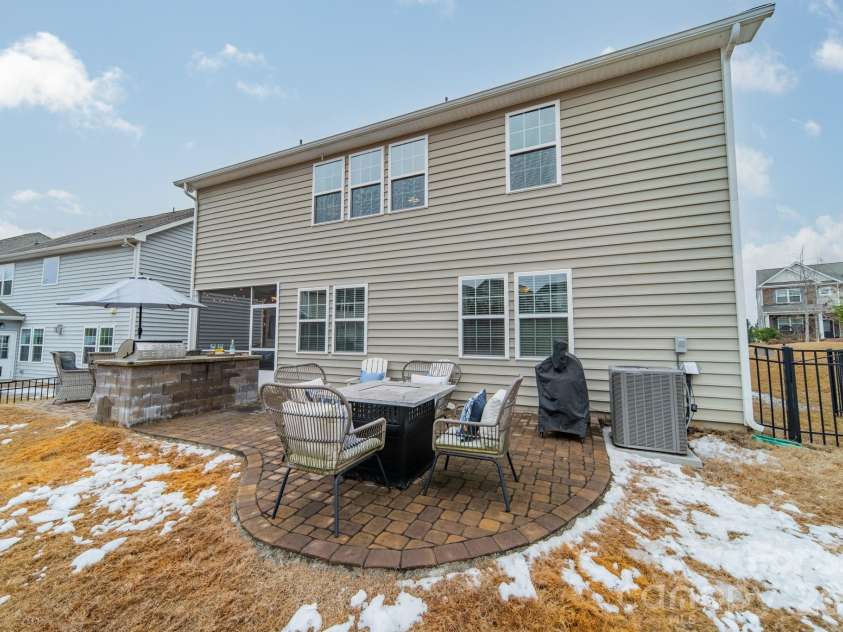 814 Braddock Way, Fort Mill, SC 29715.  MLS# CAR4343315, YatesRealty ID 4356. 