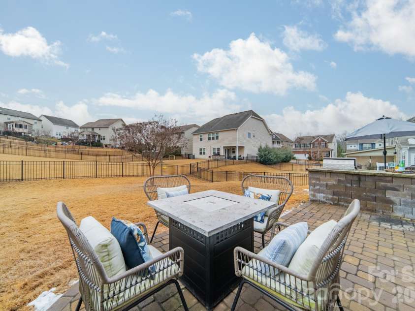 814 Braddock Way, Fort Mill, SC 29715.  MLS# CAR4343315, YatesRealty ID 4356. 