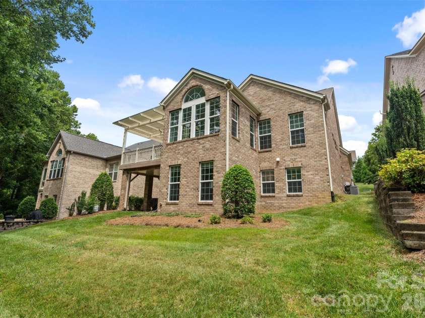 1325 Winged Foot Drive, Denver, NC 28037.  MLS# CAR4407812, YatesRealty ID 43560. 