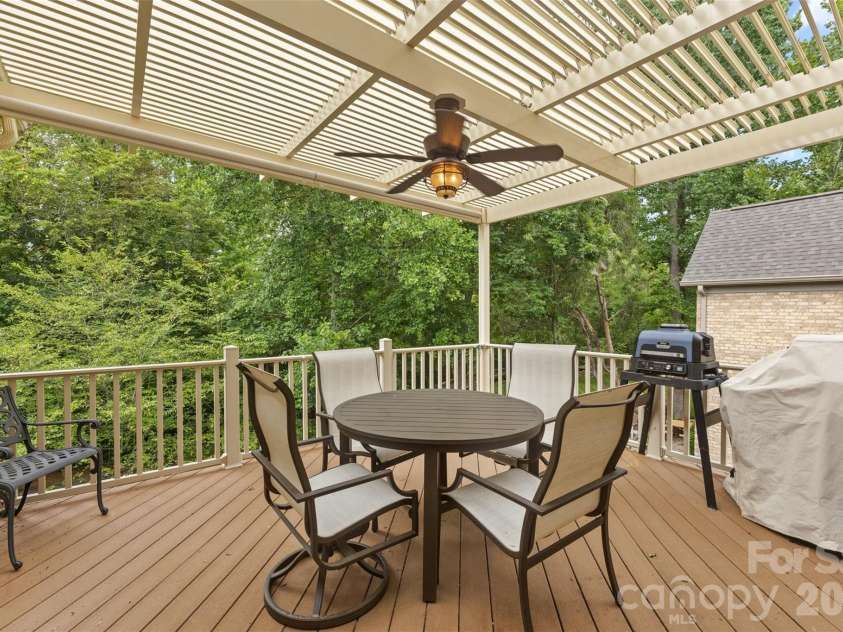 1325 Winged Foot Drive, Denver, NC 28037.  MLS# CAR4407812, YatesRealty ID 43560. 