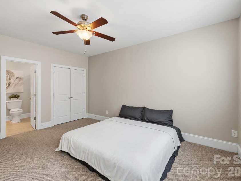 1325 Winged Foot Drive, Denver, NC 28037.  MLS# CAR4407812, YatesRealty ID 43560. 