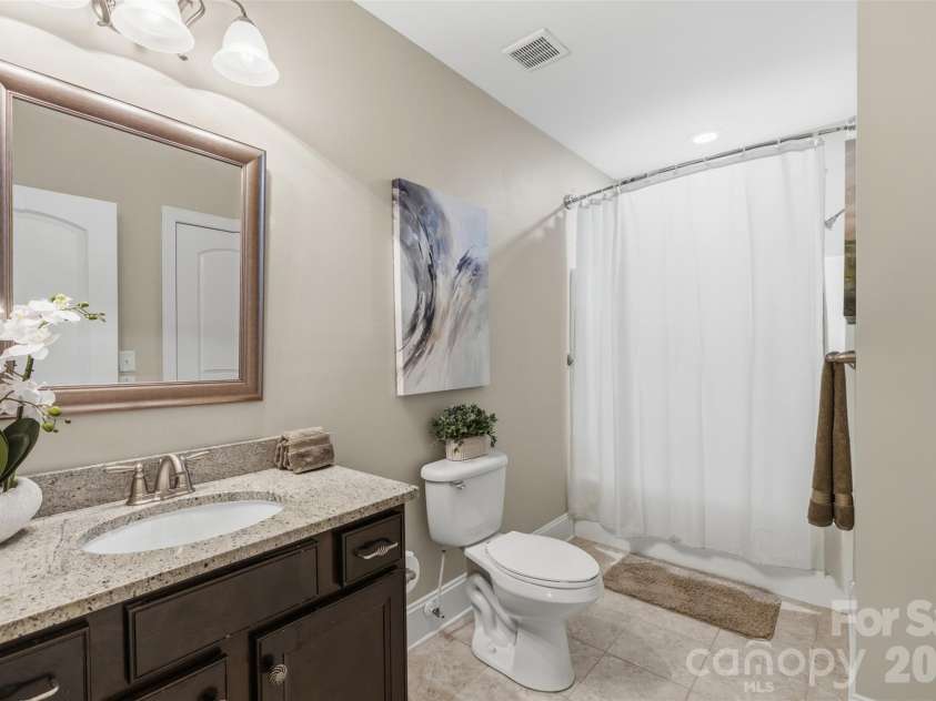 1325 Winged Foot Drive, Denver, NC 28037.  MLS# CAR4407812, YatesRealty ID 43560. 