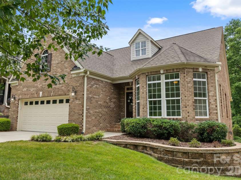1325 Winged Foot Drive, Denver, NC 28037.  MLS# CAR4407812, YatesRealty ID 43560. 
