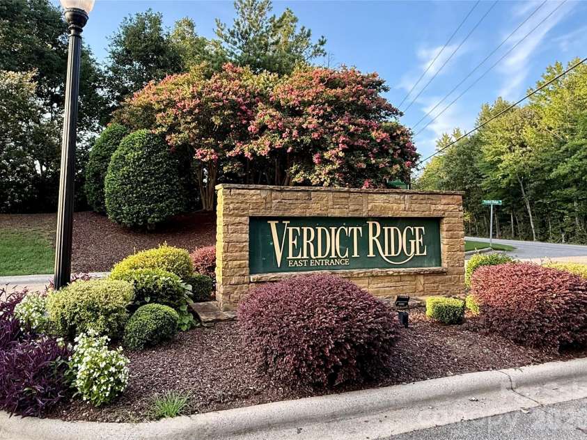 1325 Winged Foot Drive, Denver, NC 28037.  MLS# CAR4407812, YatesRealty ID 43560. 