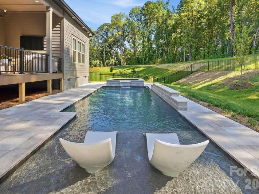 2041 Odell Farm Lane, Marvin, NC 28173.  MLS# CAR4407935, YatesRealty ID 43561. 