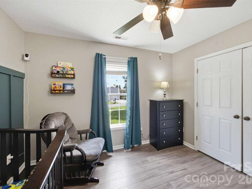 233 Summey Barker Drive, Dallas, NC 28034.  MLS# CAR4412447, YatesRealty ID 43562. 