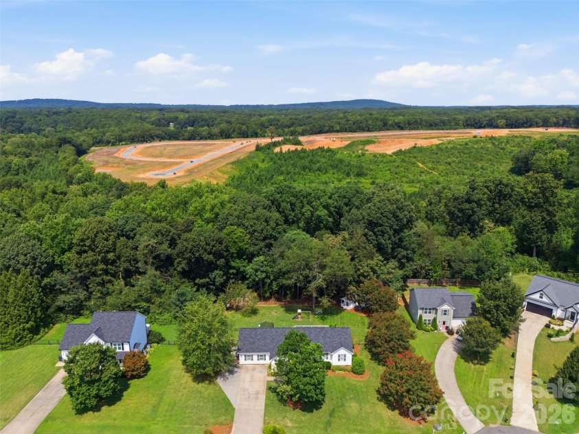 233 Summey Barker Drive, Dallas, NC 28034.  MLS# CAR4412447, YatesRealty ID 43562. 