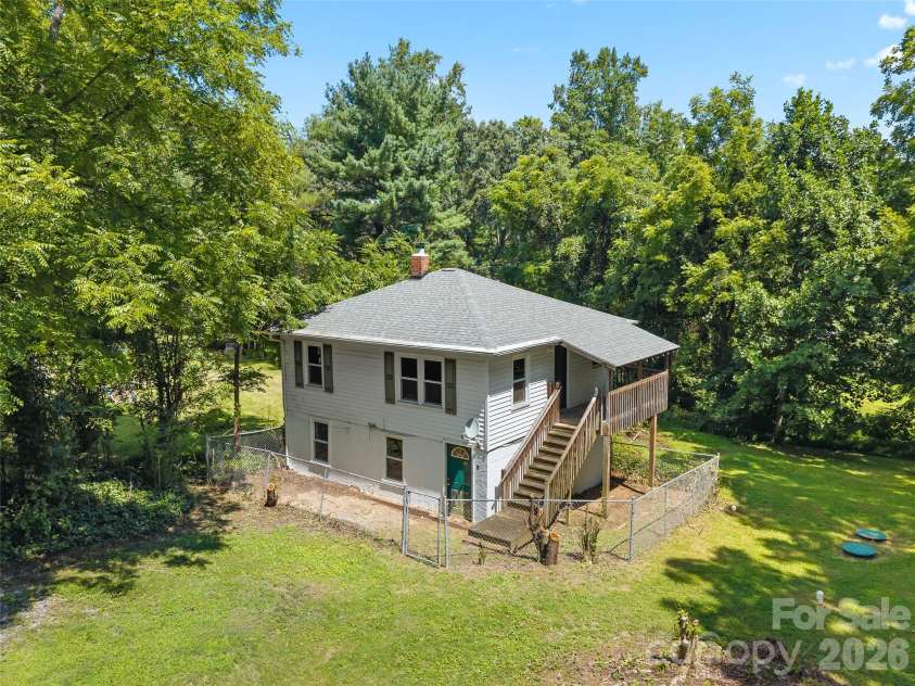 116 Candler School Road, Candler, NC 28715.  MLS# CAR4411959, YatesRealty ID 43563. Garage Apt