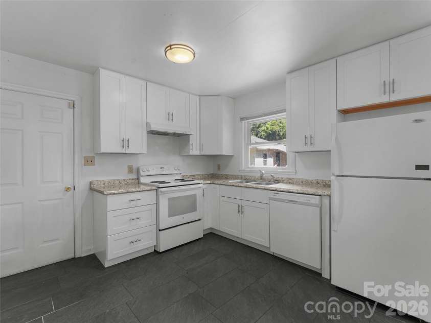 116 Candler School Road, Candler, NC 28715.  MLS# CAR4411959, YatesRealty ID 43563. Kitchen