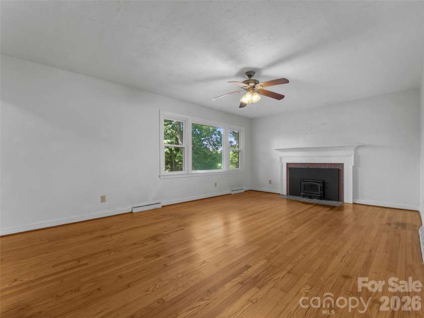 116 Candler School Road, Candler, NC 28715.  MLS# CAR4411959, YatesRealty ID 43563. LR
