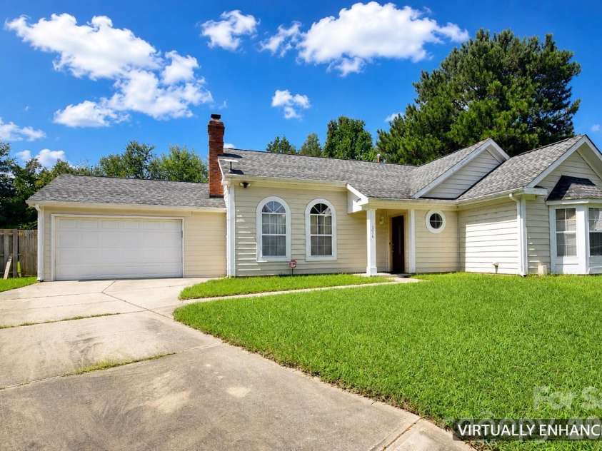 5014 Jade Court, Monroe, NC 28110.  MLS# CAR4413348, YatesRealty ID 43564. 