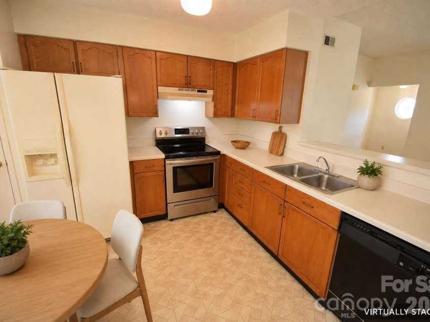 5014 Jade Court, Monroe, NC 28110.  MLS# CAR4413348, YatesRealty ID 43564. 