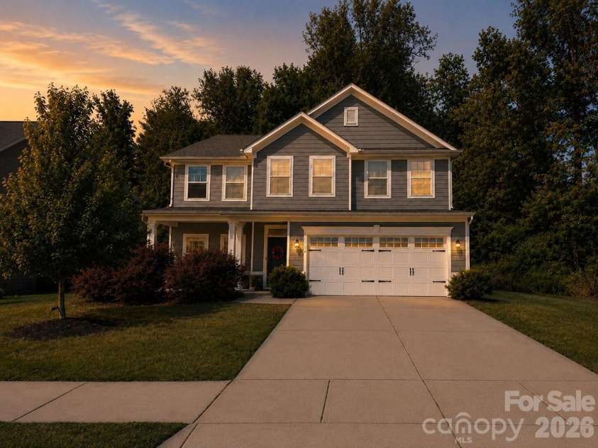 10250 Paper Birch Drive, Charlotte, NC 28215.  MLS# CAR4379500, YatesRealty ID 43565. 