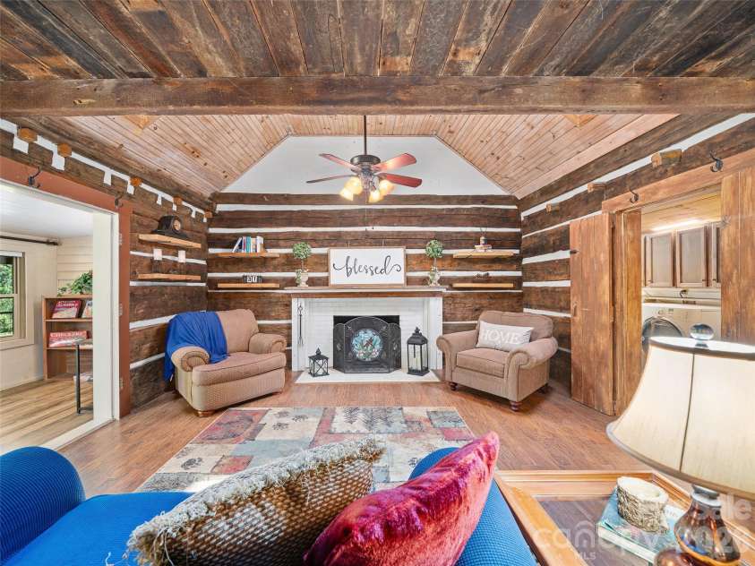 161 Moody Mountain Road, Burnsville, NC 28714.  MLS# CAR4411099, YatesRealty ID 43566. 