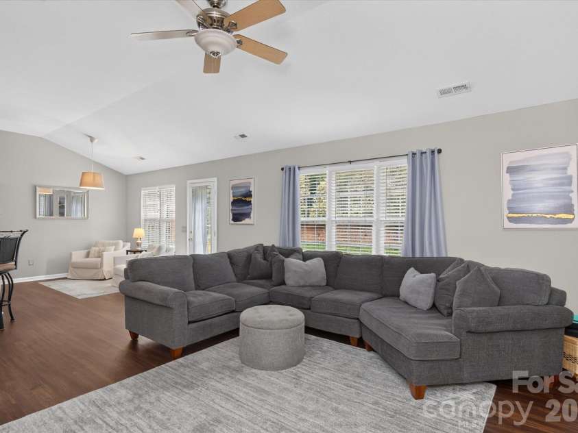 9407 Thatcher Hall Court, Charlotte, NC 28277.  MLS# CAR4412775, YatesRealty ID 43567. 