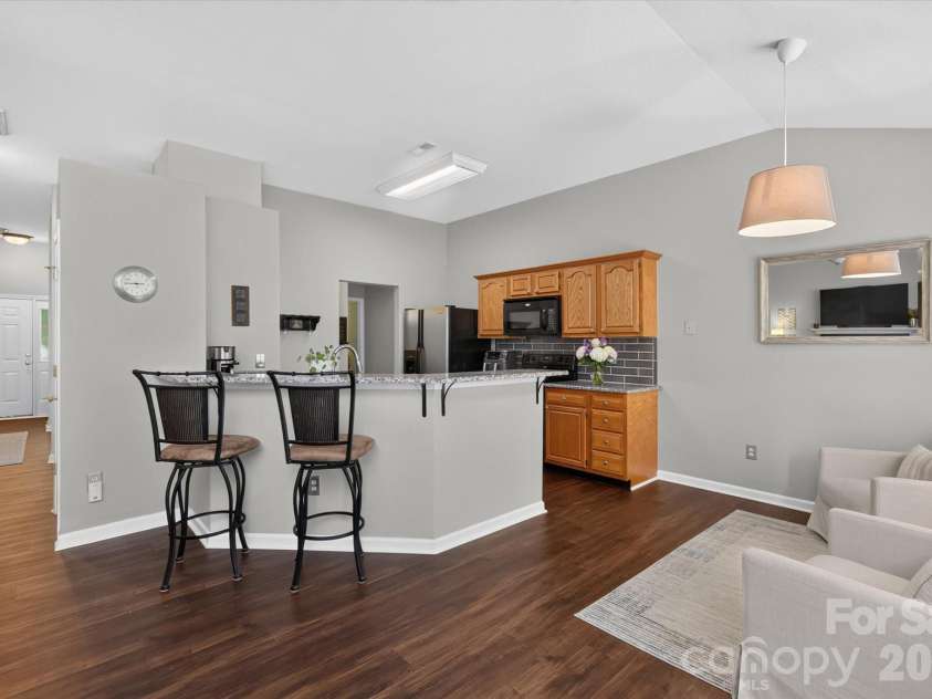9407 Thatcher Hall Court, Charlotte, NC 28277.  MLS# CAR4412775, YatesRealty ID 43567. 