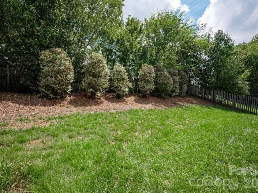 9407 Thatcher Hall Court, Charlotte, NC 28277.  MLS# CAR4412775, YatesRealty ID 43567. 